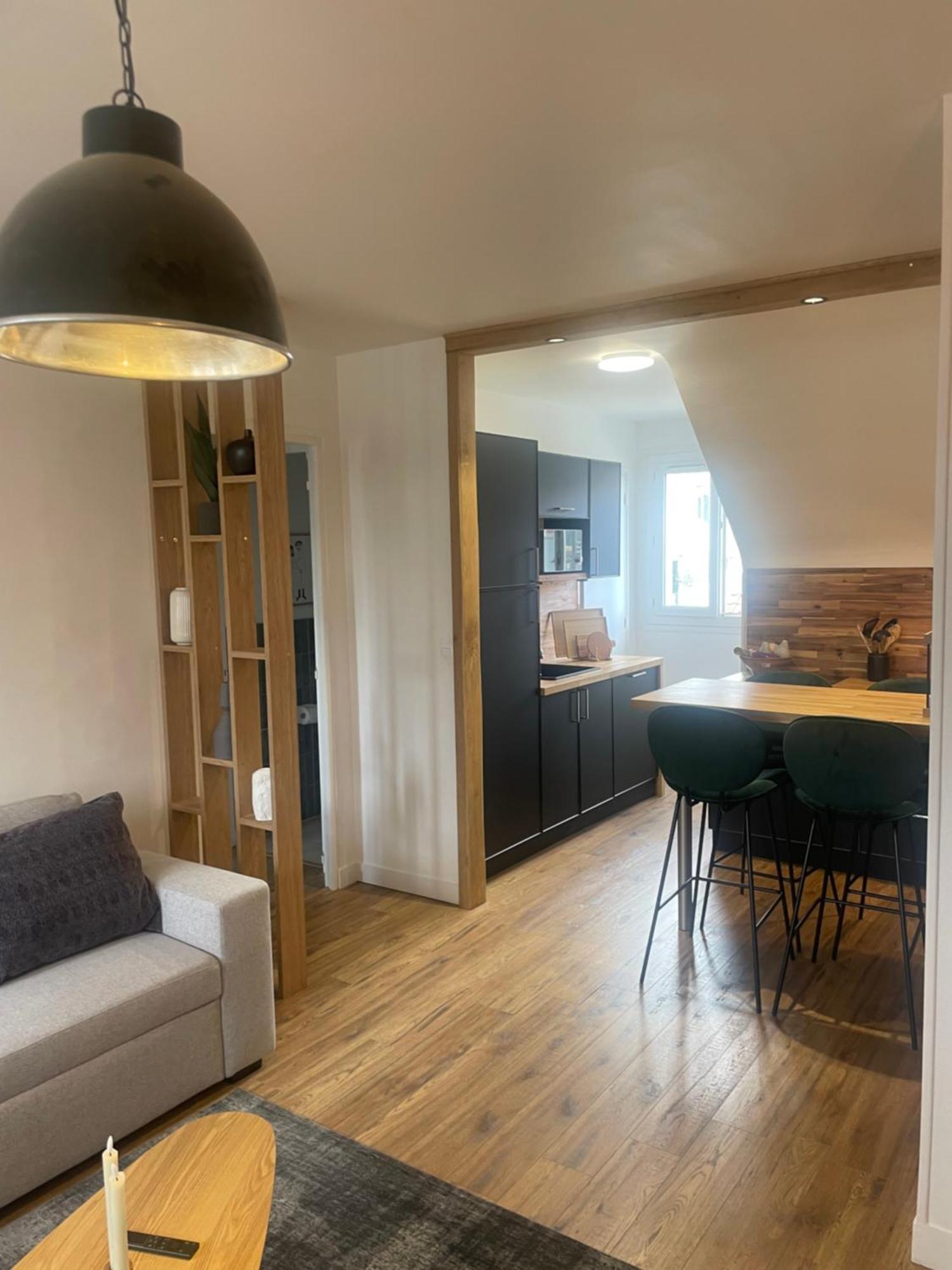 Le Vaugueux Apartamento Caen Exterior foto